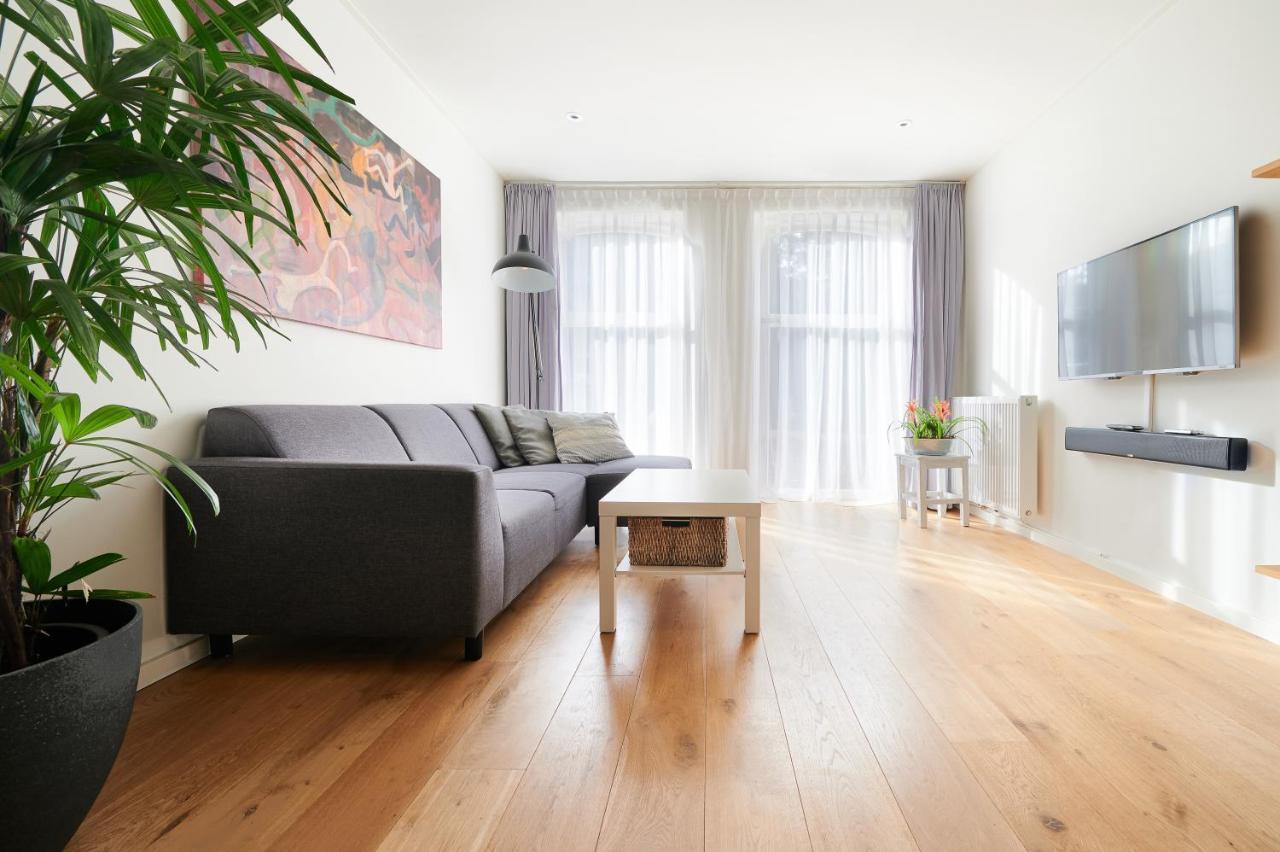 Cozy Typical Dutch Apartments Groningen Bagian luar foto