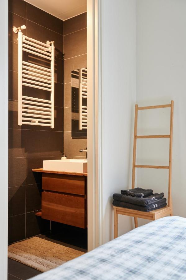 Cozy Typical Dutch Apartments Groningen Bagian luar foto